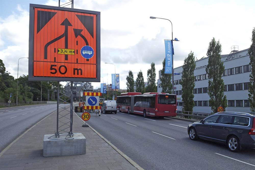 Temporary signage for traffic